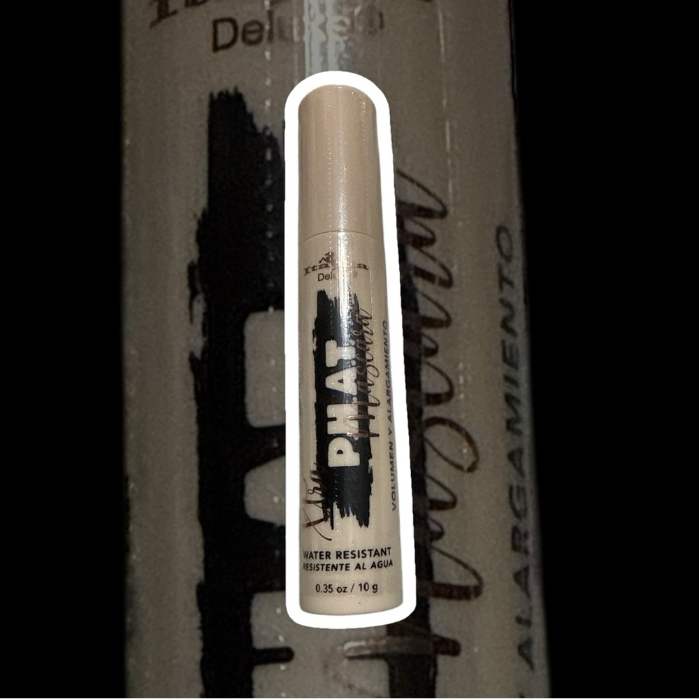 PHAT Mascara in Black